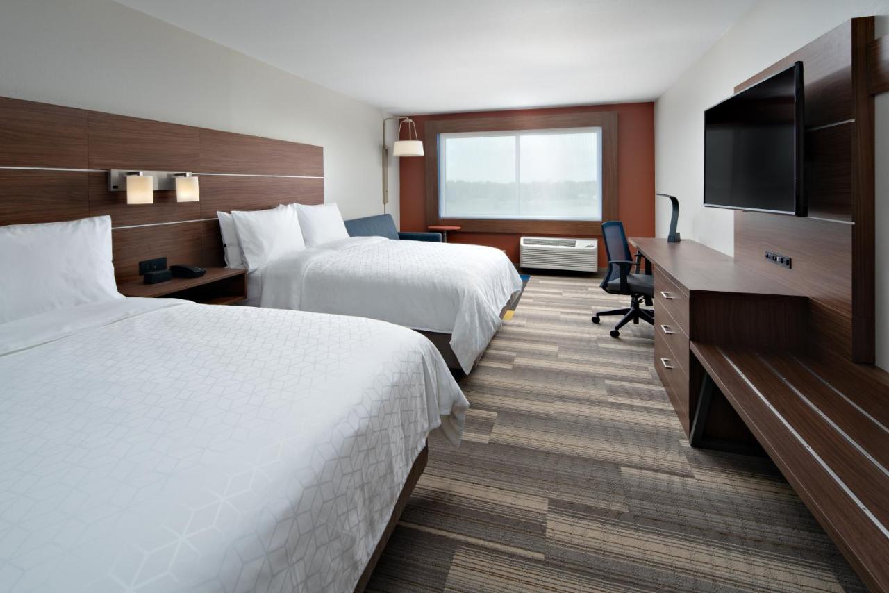 Holiday Inn Express & Suites - Elkhorn - Lake Geneva Area By Ihg Zewnętrze zdjęcie